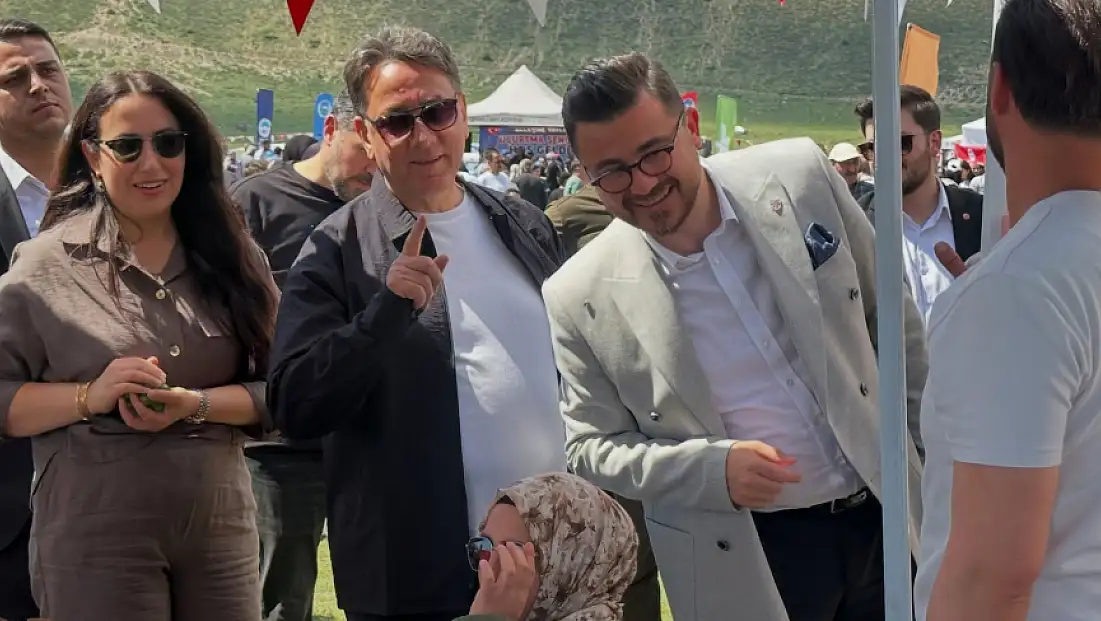 AK Parti Kayseri İl Başkanı Okandan’ın pazar günü yapmadığı iş kalmadı