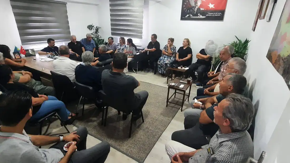 'Yılın vekili' seçilen Kayserili isim Ankara'dan sessiz sedasız Talas'a geldi! Bakın nerede görüldü?