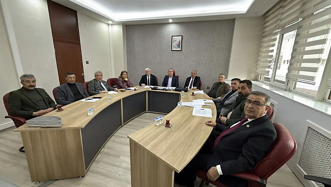 Meclis öncesi CHP'li isimlerden dikkat çeken buluşma