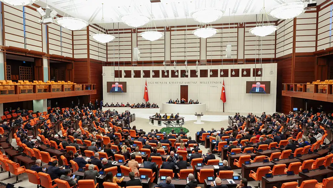 Meclis’te oldu! ‘Kayseri ayağa kalkacak, Kayseri'nin sesinden korktular! Kayseri’yi susturmayın’ diye sesler yükseldi