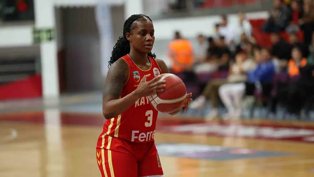 Sarı-Kırmızılılar parkeye damga vurdu