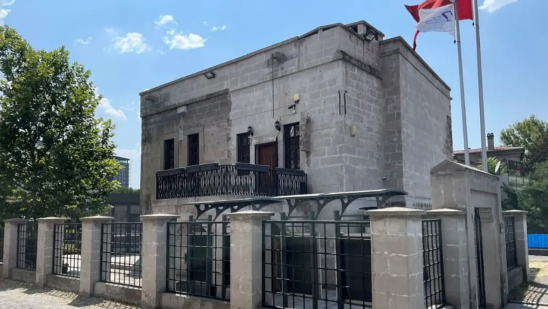 Mimarlar Odası Kayseri Şubesi’nden barınma hakkı vurgusu