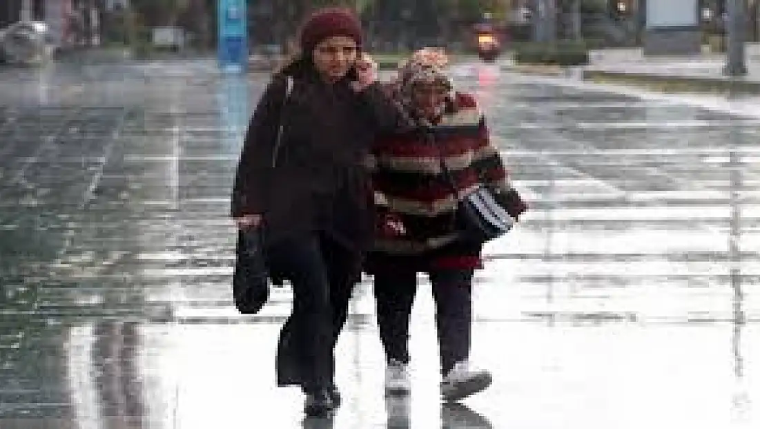 Montlar, battaniyeler dolaptan çıkıyor! Soğuk günler başladı
