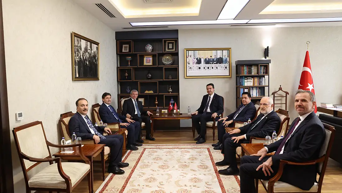 Muhalefette sürpriz görüşme! Kayserili Genel Başkan bakın kiminle bir araya geldi?