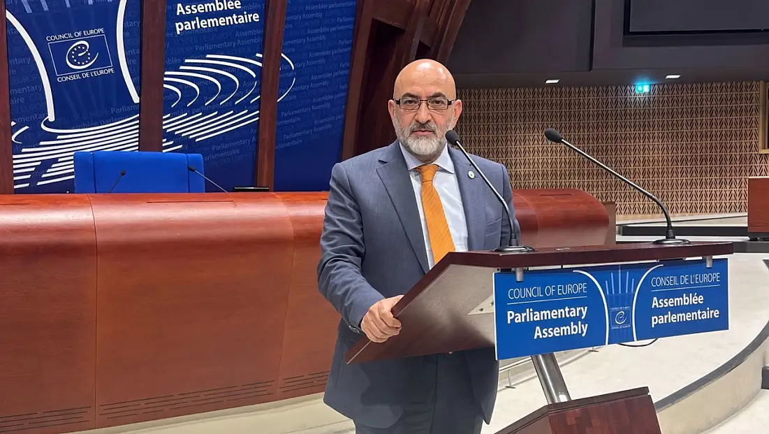 Murat Cahid Cıngı’dan Avrupa’ya ‘geleneksel aile’ önergesini sundu!