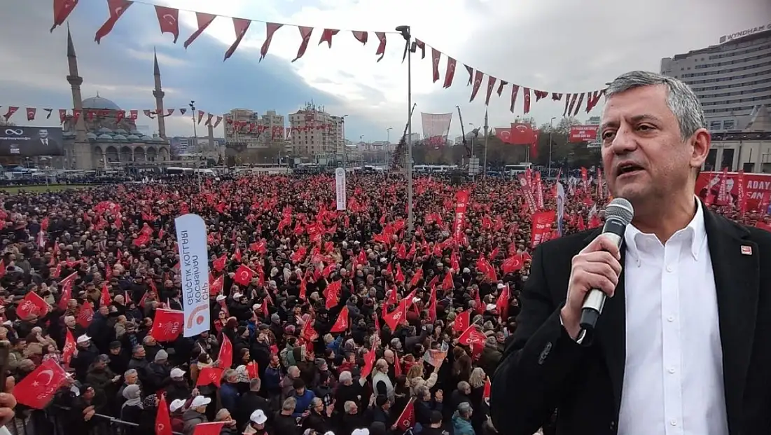 Özgür Özel Kayseri’de afişlerinin toplatılmasına sert tepki gösterdi!