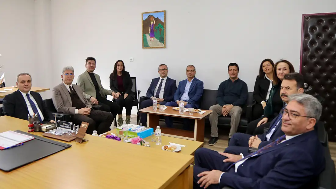 Rektör Altun'dan yeni Müdür Doç. Dr. Çetinkaya'ya ziyaret