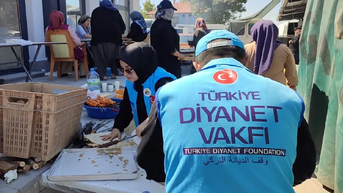 Sarıoğlan’da Hayır Çarşısı’nda 210 çeşit lezzet