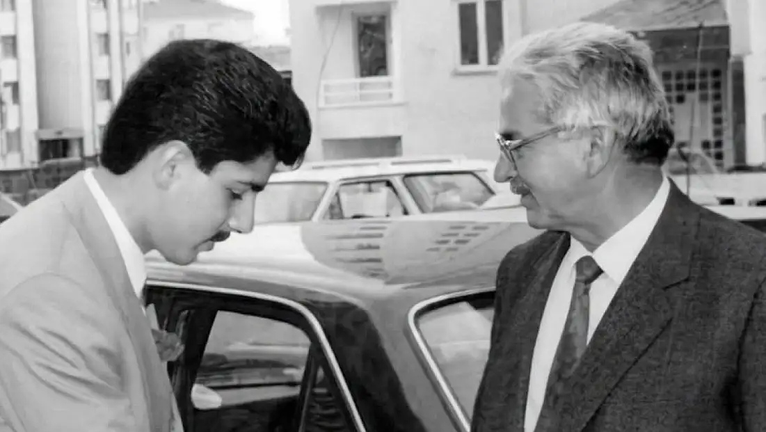 Son yıllarda her taşın altından çıkan Kayserili bu ünlüyü tanıdınız mı?