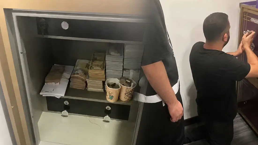 Süleymancılara operasyon! Kayseri'de 33 yıl önce kurulan şirkette arama yapıldı