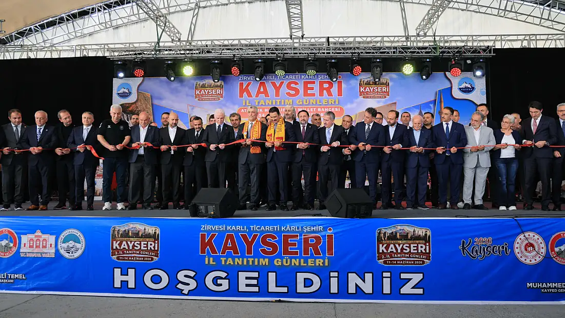 Talas rüzgârı İstanbul’da esti