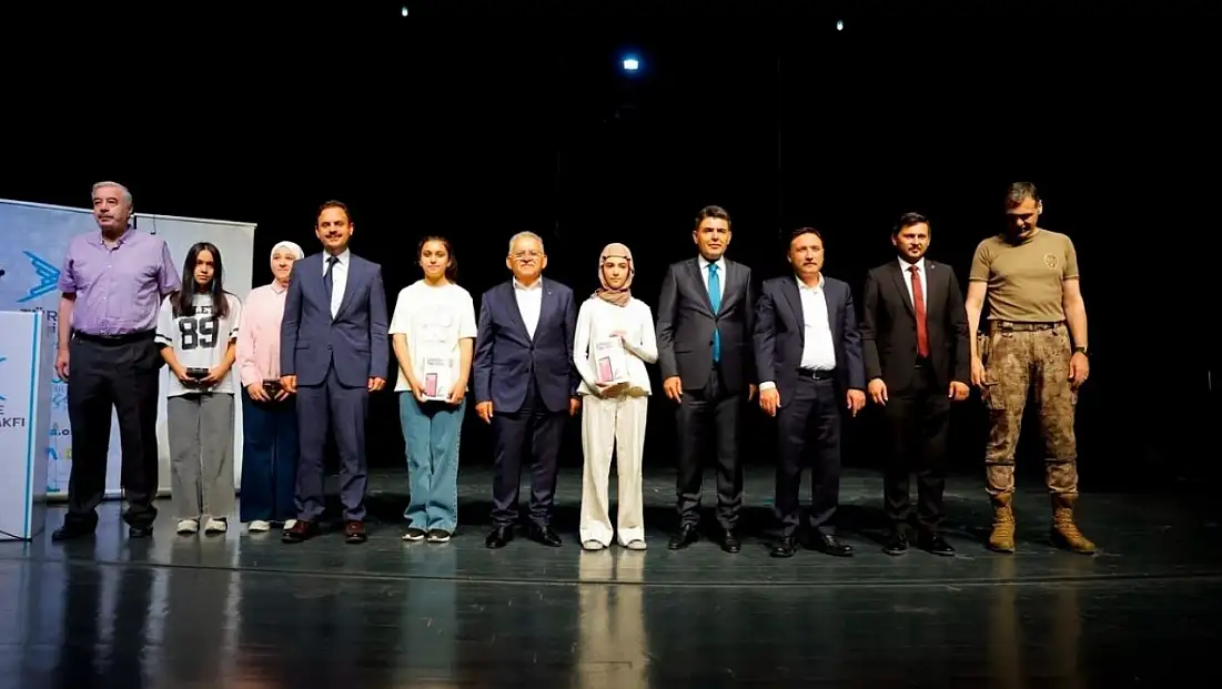 TÜGVA Kayseri Yaz Okulu kapanışında gençlere önemli mesajlar
