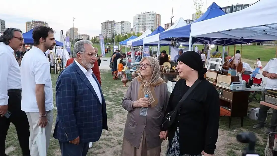 Türkiye’nin en büyük antika fuarı Kayseri’de açıldı! 100 bin eser bir arada