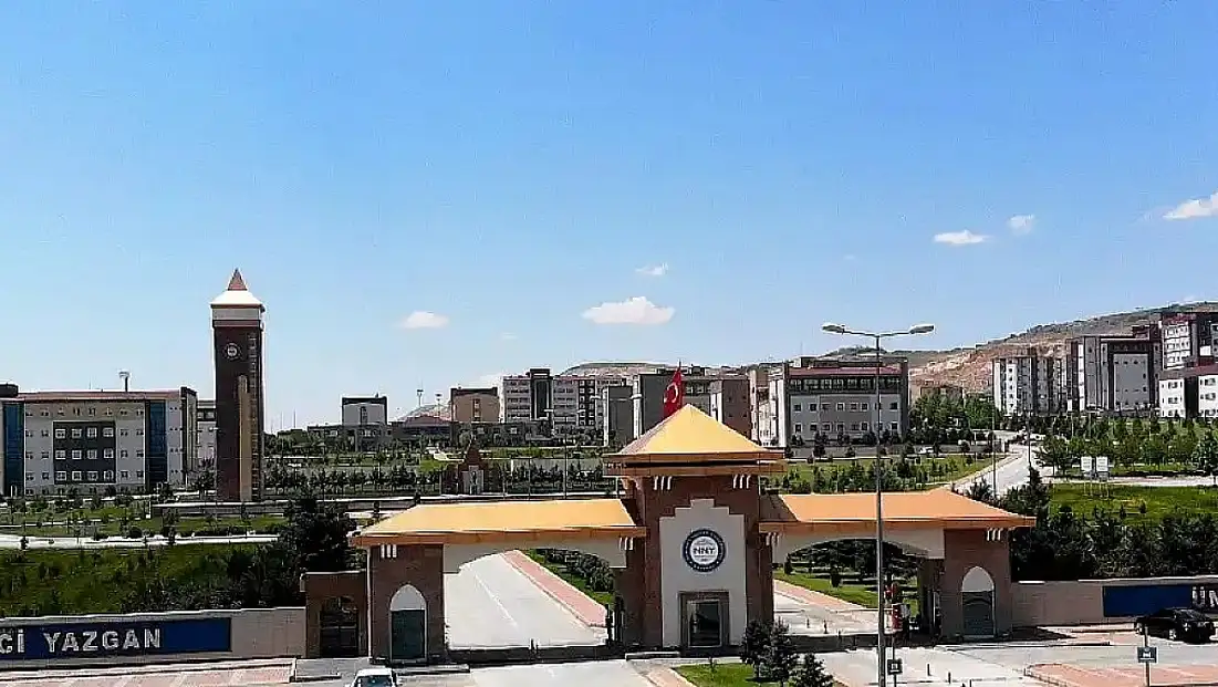 Türkiye’nin konuştuğu torpil talebi ifşa olan Kayseri'deki akademisyenle ilgili flaş gelişme!