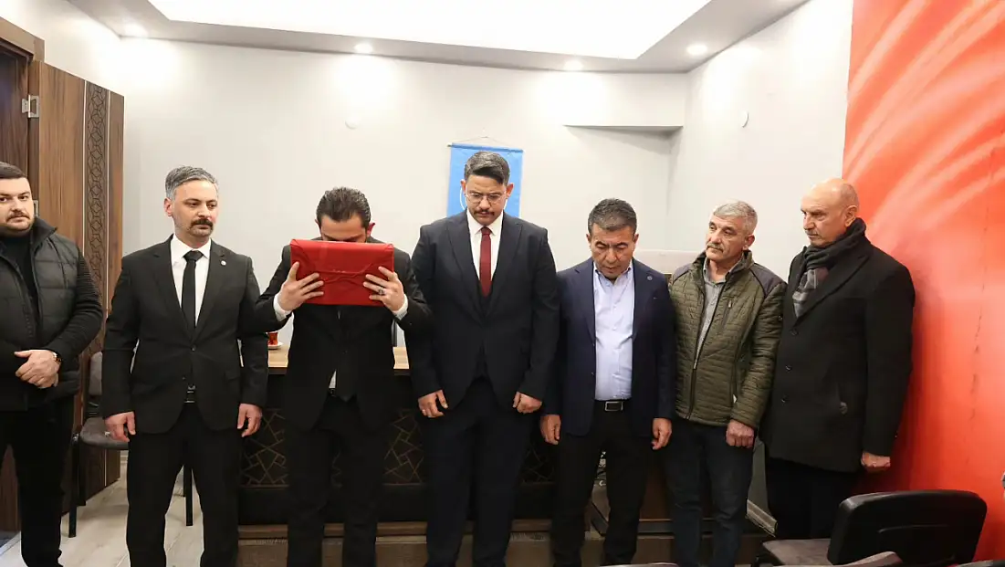 Ülkü Ocakları'nda görev değişimi