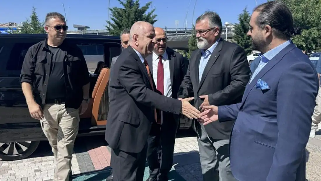 Ümit Özdağ'dan Kayseri iş dünyasına ziyaret