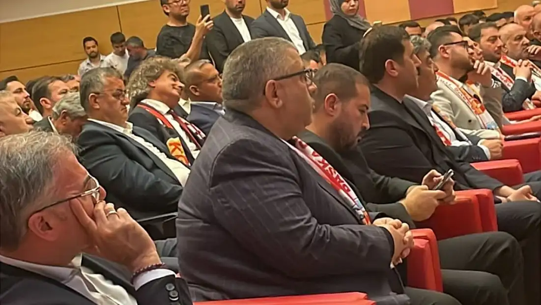 Vali Çiçek ve Başkan Büyükkılıç’tan Abdullah Keskinkılıç’a Kayserispor teşekkürü