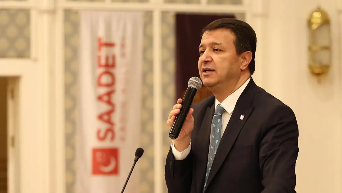 Valiye şemsiye; gaziye yağmur, gazeteciye kelepçe