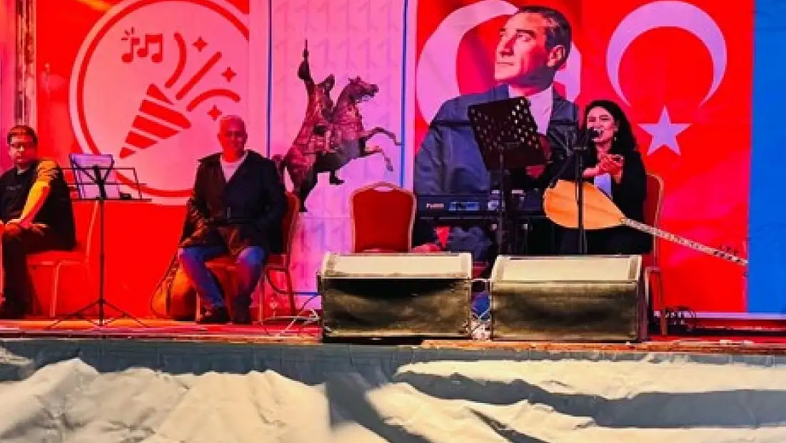 Yağmura rağmen Kayserililer şenlikte buluştu