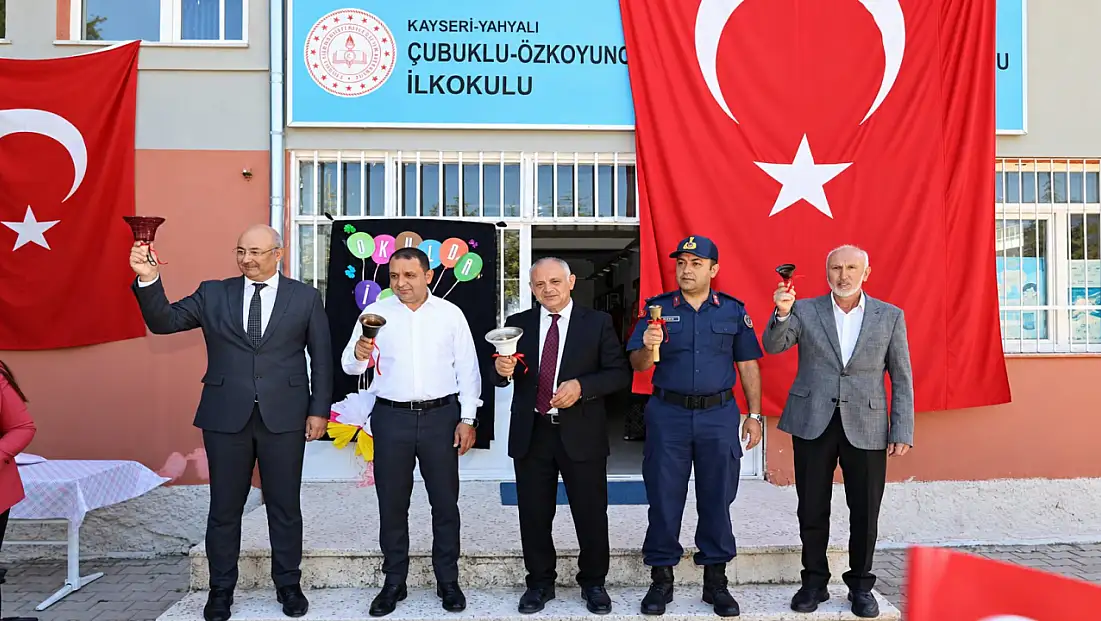Yahyalı’da yeni eğitim yılına kırtasiye desteği