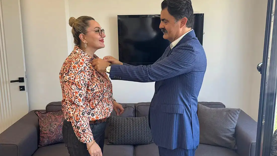 YENİ Parti’nin çiçeği burnunda ilçe başkanı özür diledi!