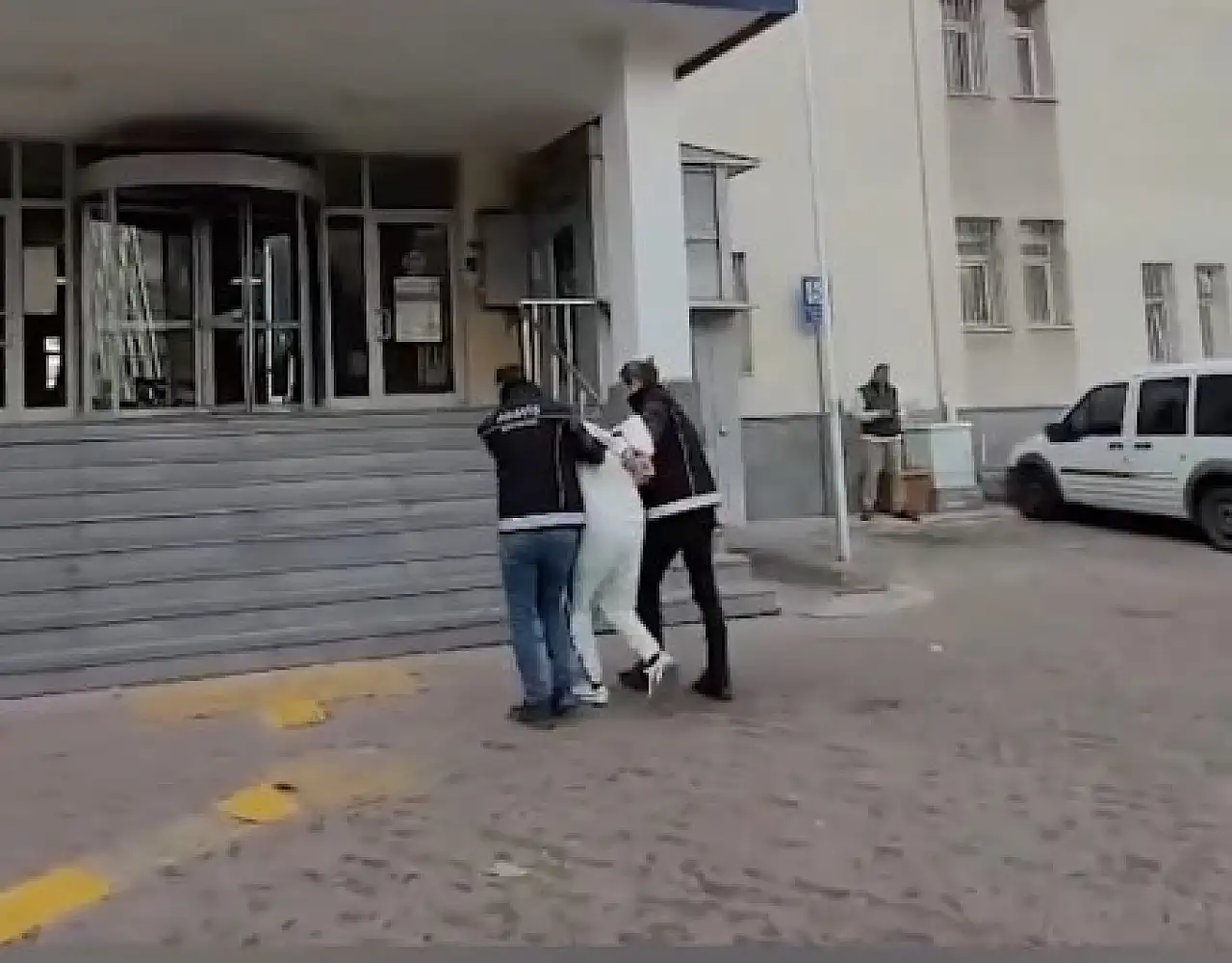 15 farklı suç kaydı, yıllarca firar… Sonunda yakalandı!