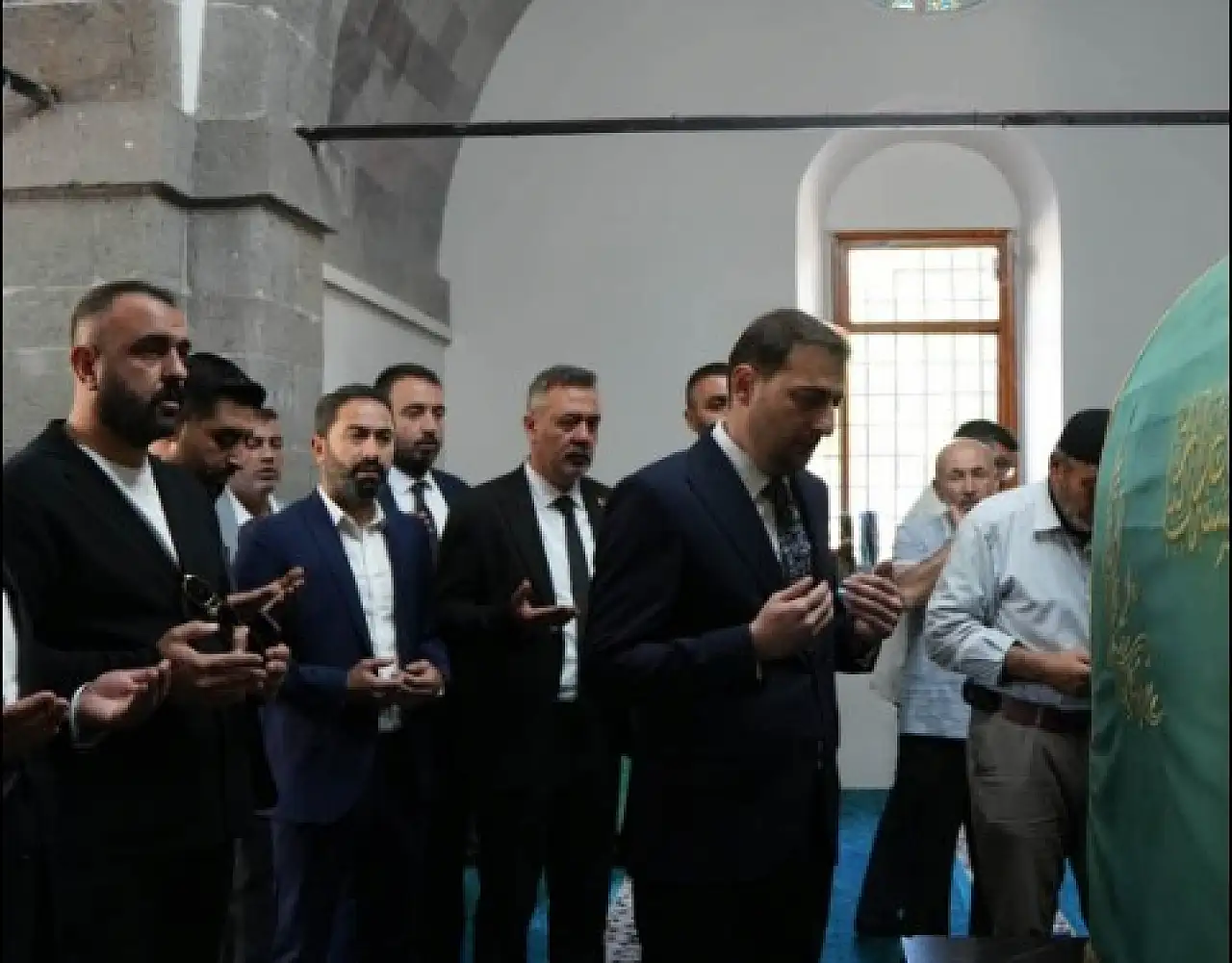 MHP Kayseri teşkilatı yeni döneme dualarla başladı