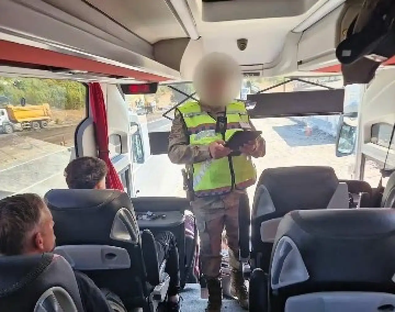 15 bin nokta didik didik arandı! Yüzlerce şahıs yakalandı