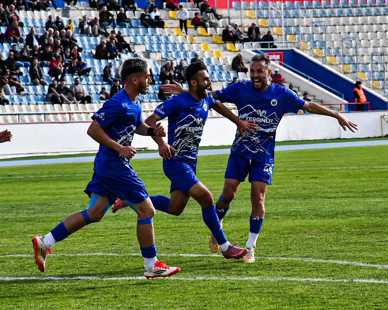 Erciyes 38 FK Kırıkkale'den 3 puanla dönüyor.
