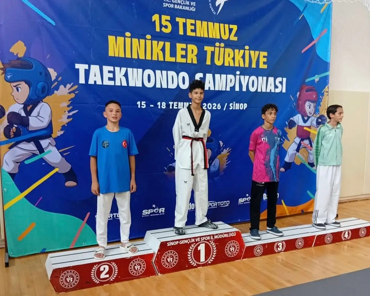 Kayserili sporcular Sinop'tan çift madalya ile döndü!