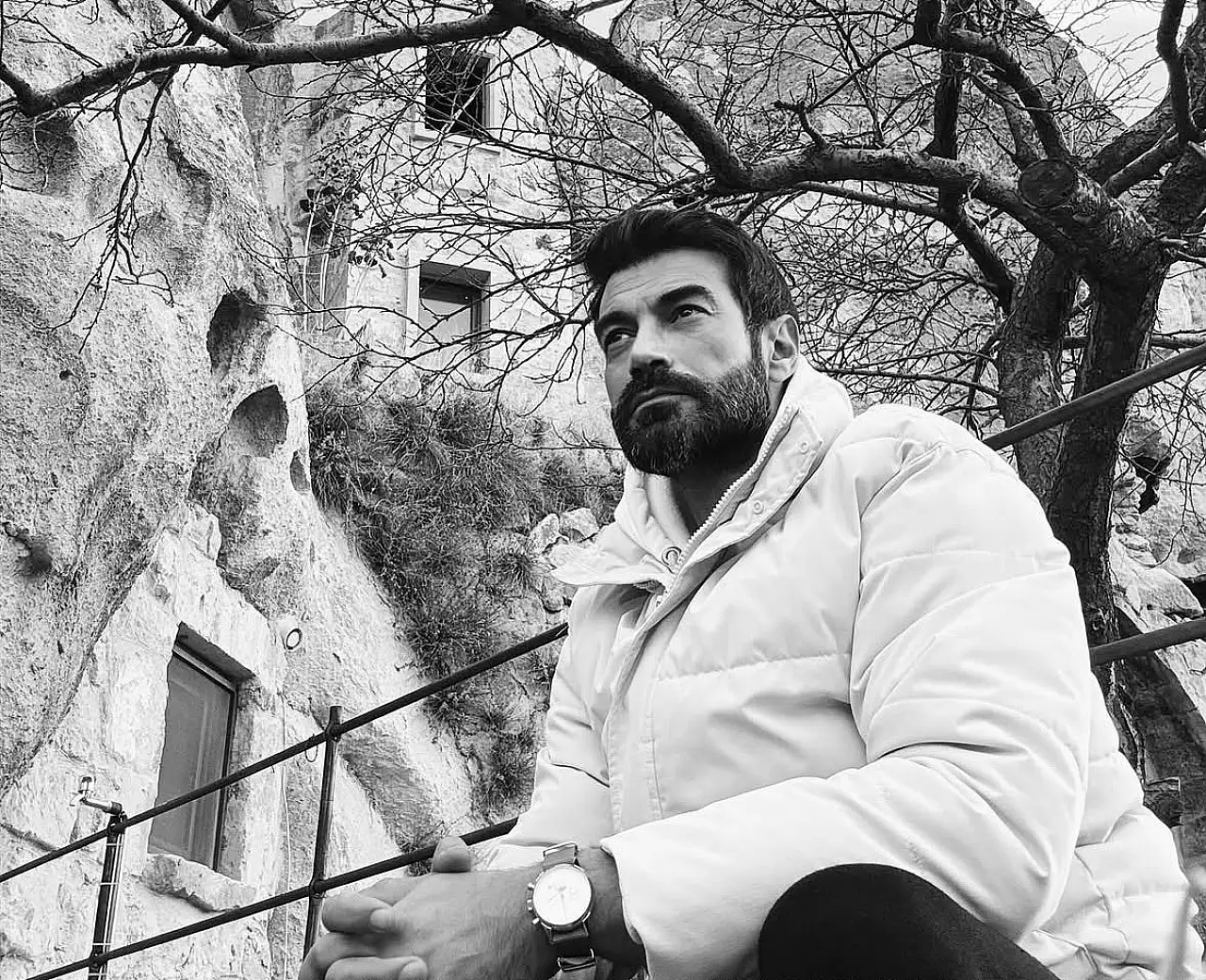 Kayserili ünlü oyuncunun dizisinde şaşırtan değişiklik!