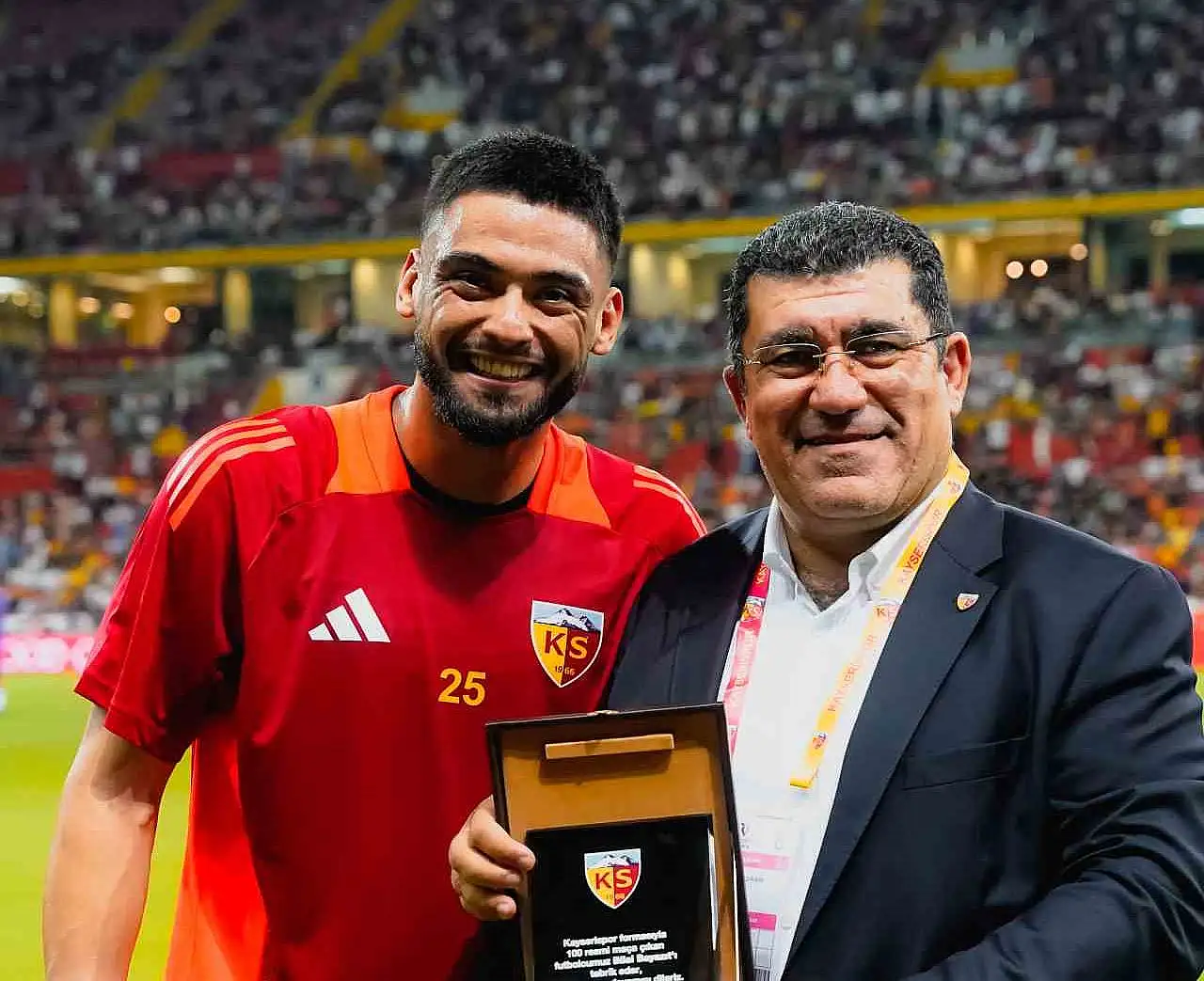 Kayserispor'da yaprak dökümü başladı! Yıldız oyuncu bavulunu topladı