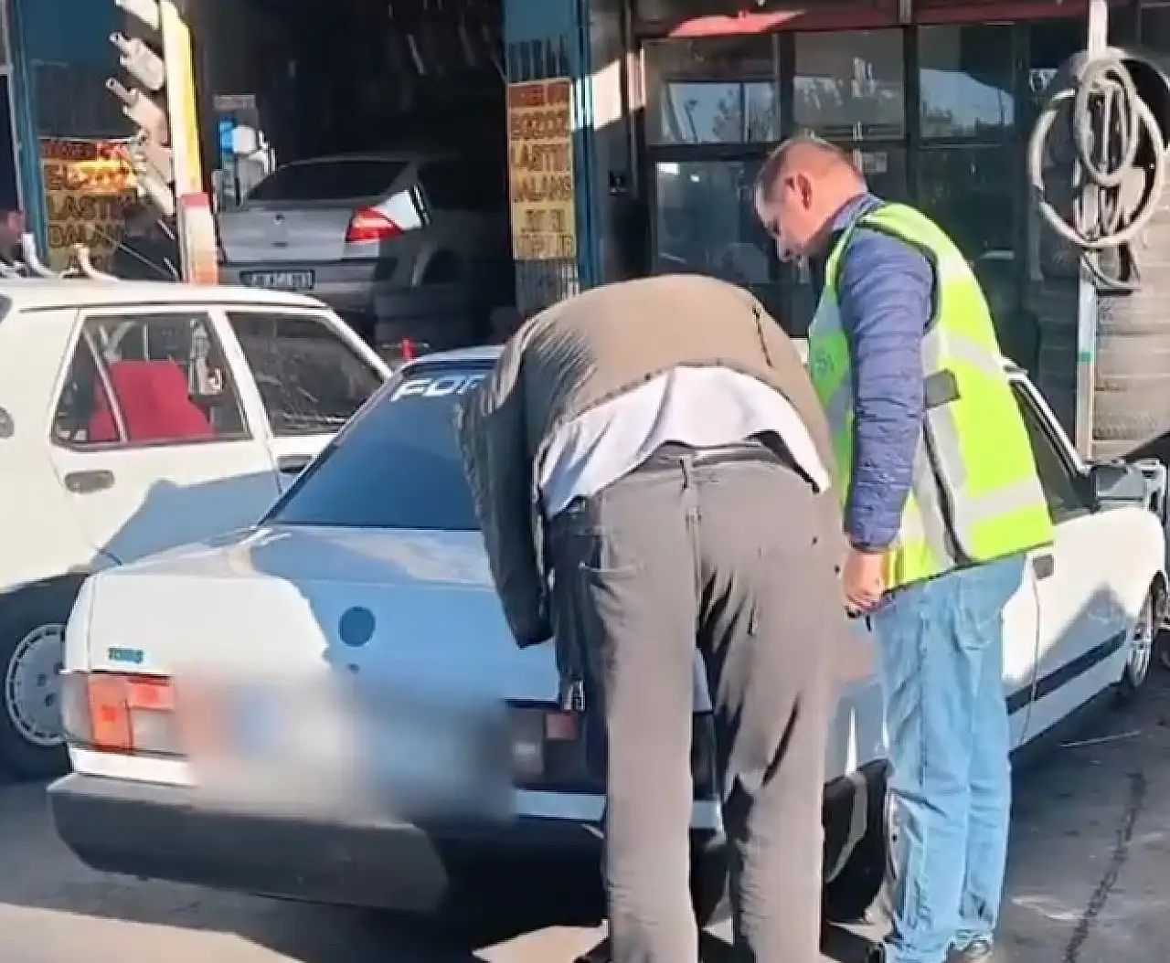 Sosyal medyada gösteri, trafikte ceza!