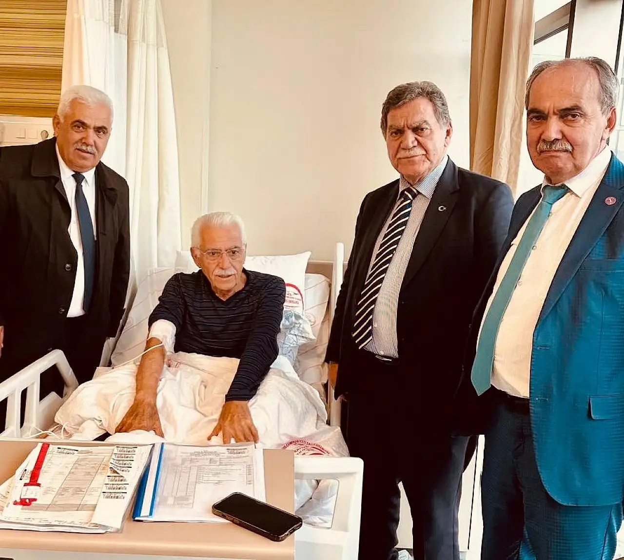 Kayserili Başkanlar bir döneme damgasını vuran ismi hastanede ziyaret etti