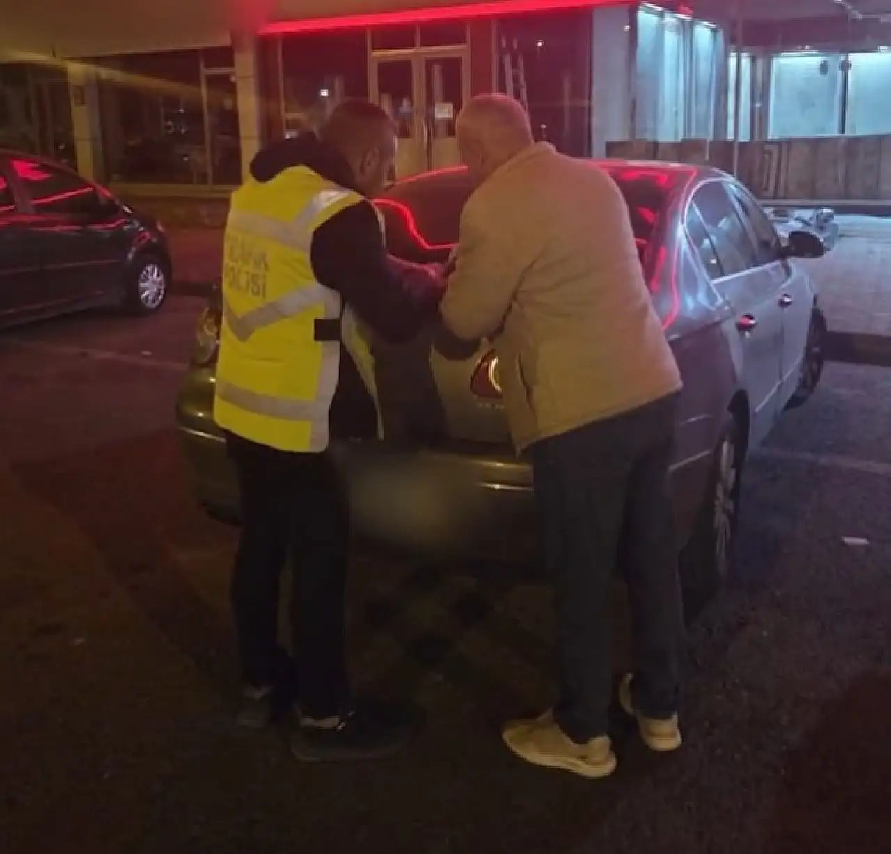 Trafiği tehlikeye atan sürücülere ceza yağdı