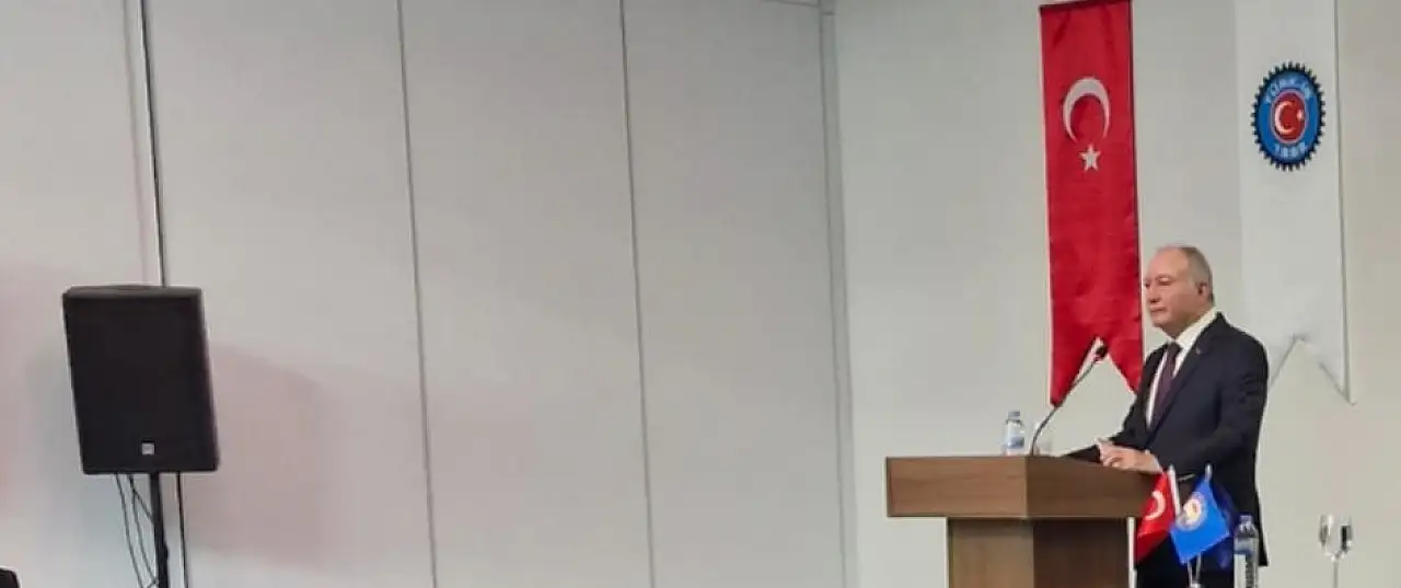 Yol-İş Sendikası'nda Özmel güven tazeledi