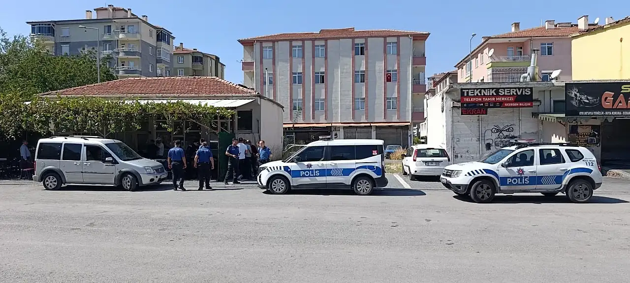 Kayseri'de kıraathanede kavga! Husumetlisini tüfekle vurdu