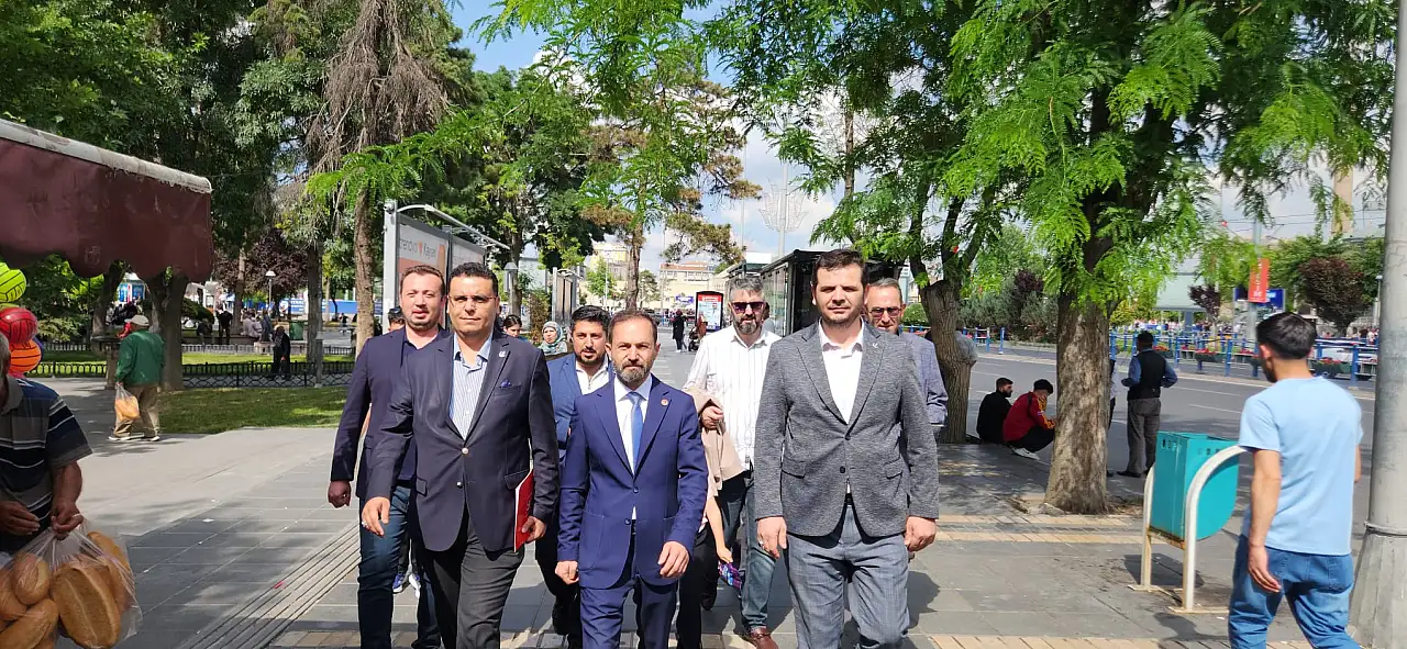 YRP sokakta vatandaşın nabzını tuttu