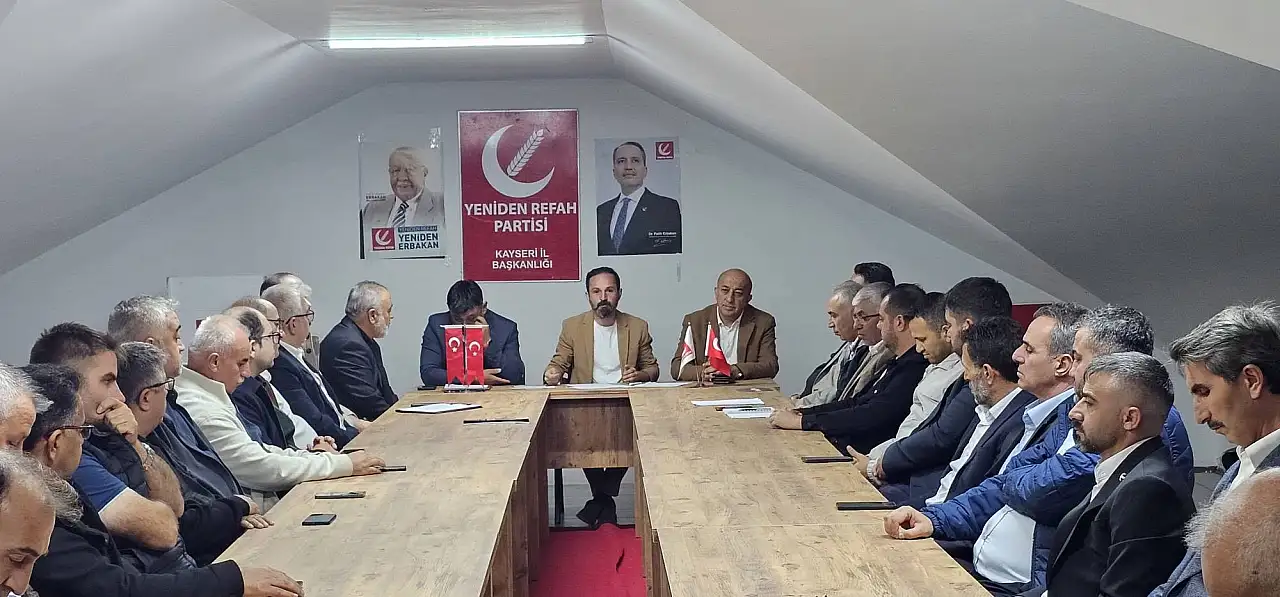 YRP'nin Kayseri yönetimi toplandı: Bir dokunduk, bin ah işittik!