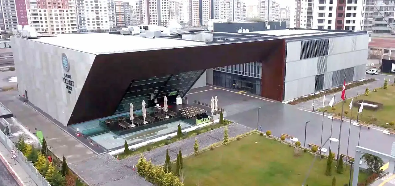 Ticaret Odası istedi, Meclis'ten karar çıktı! Kayseri'de kamu hizmet alanı, ticaret alanına çevrildi! Peki orada ne yapılacak?