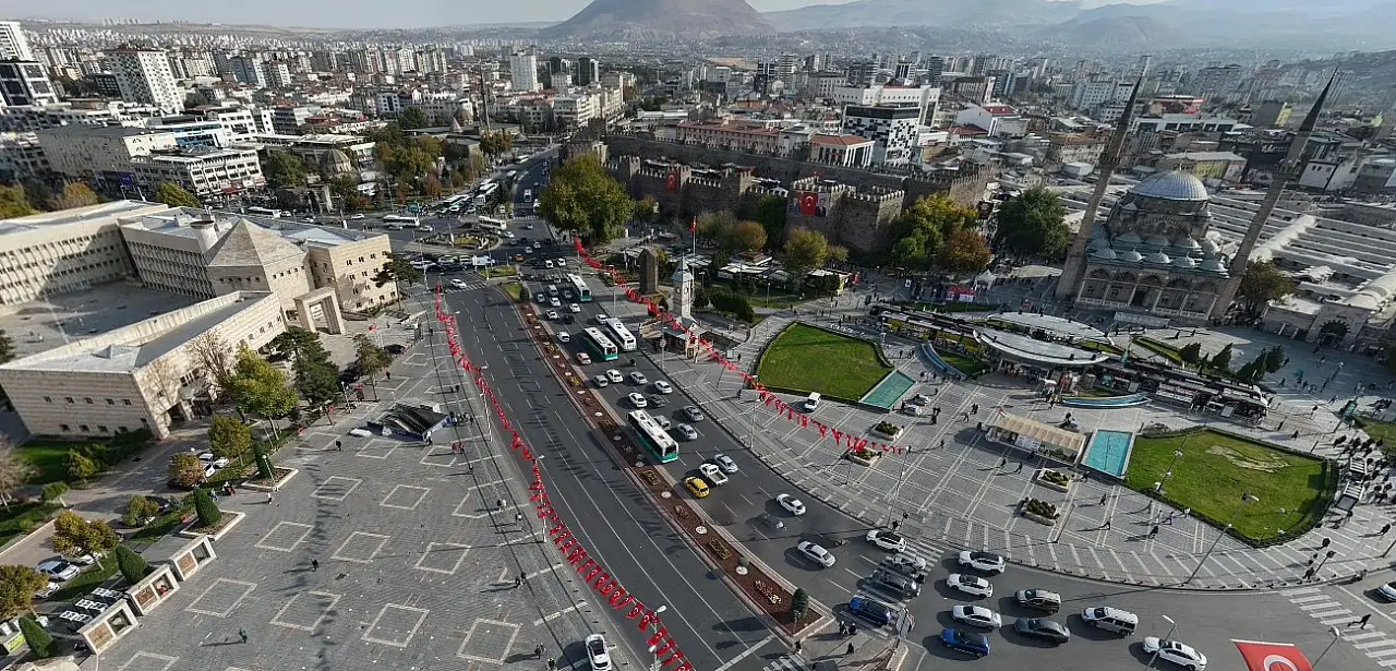 Cumhuriyet Meydanı bugün trafiğe kapatılacak!