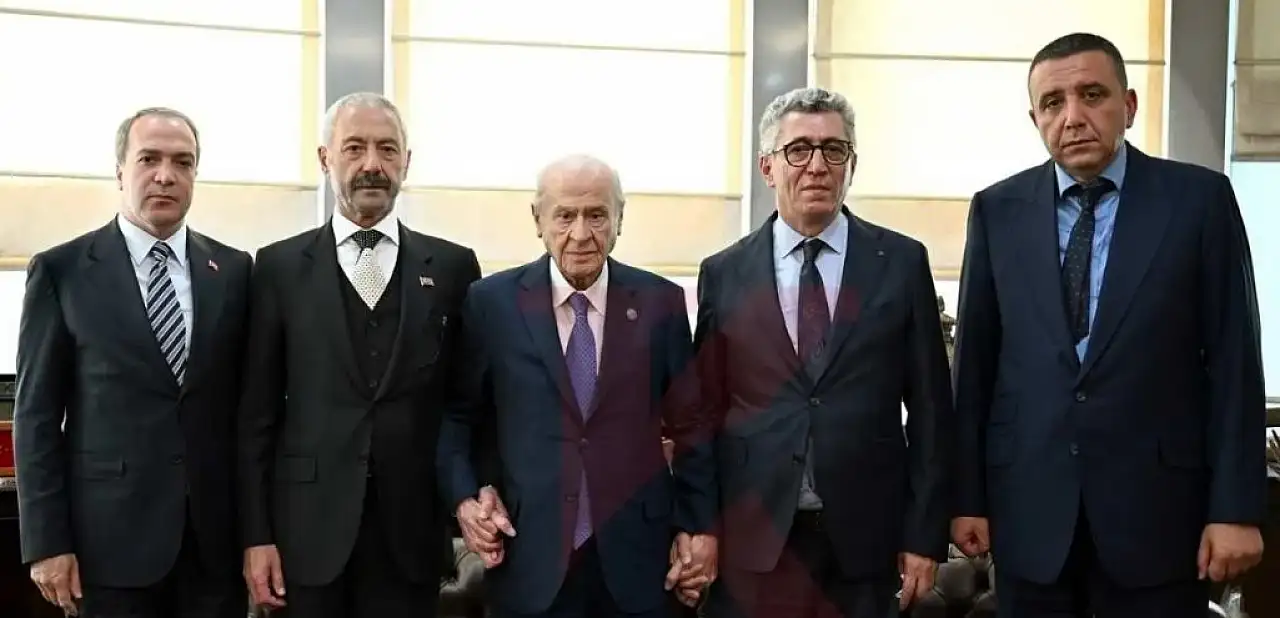 Baki Ersoy, Bahçeli'nin Sarallar ve Şahinler buluşmasından yeni kare paylaştı!