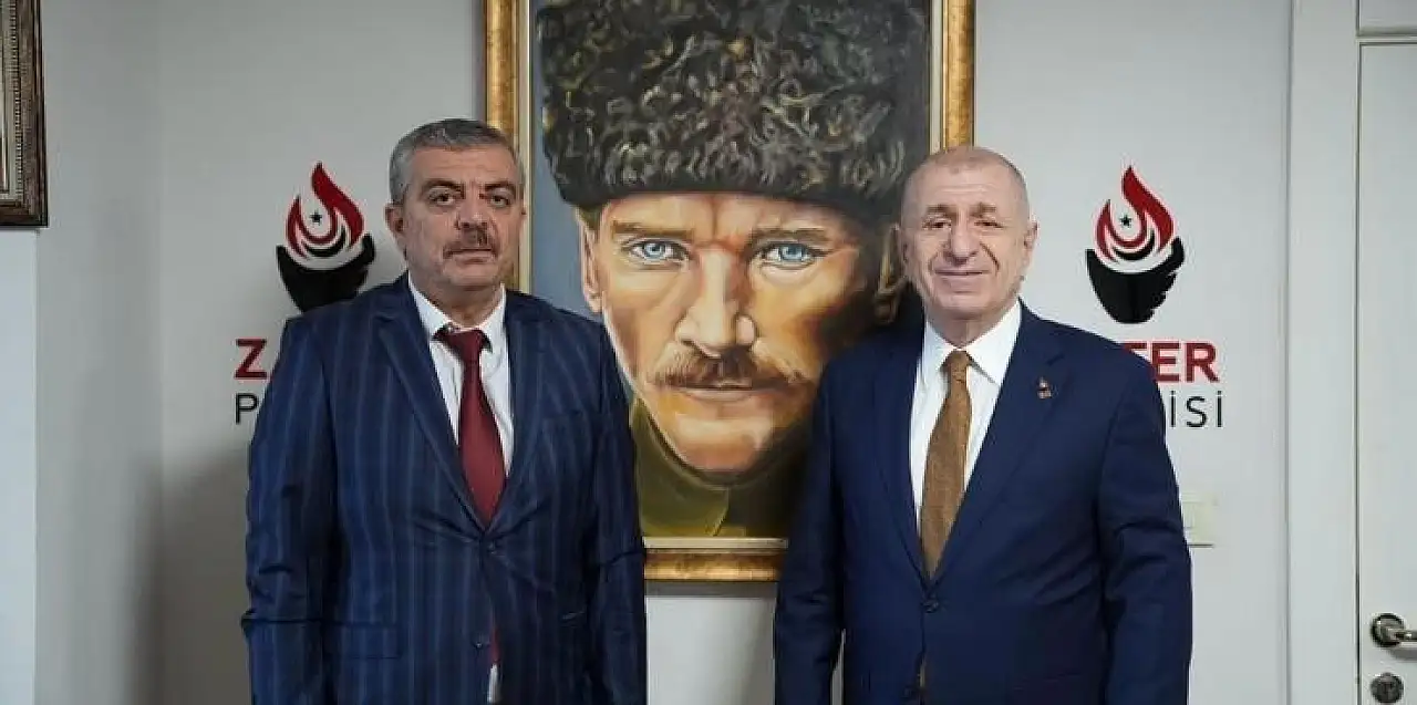 Flaş! İl Başkanı ve yönetimi istifa etti