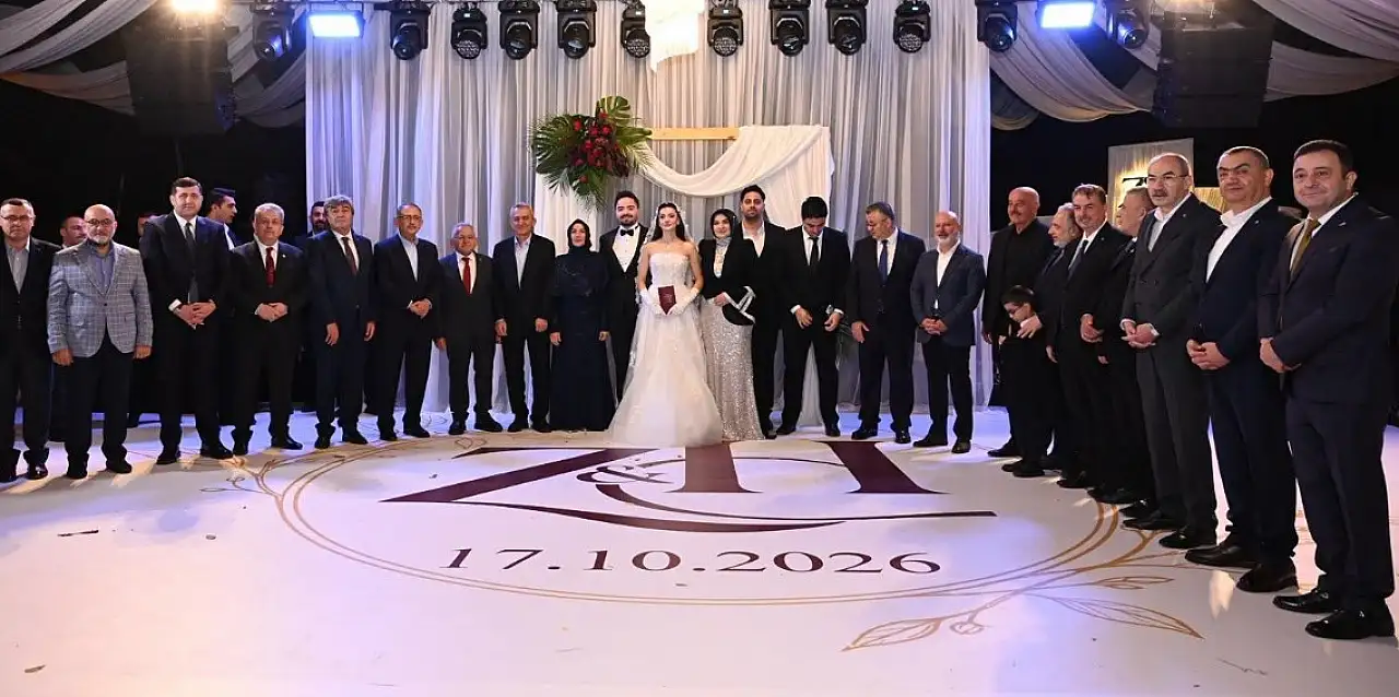 Kayseri protokolü bu düğünde buluştu!