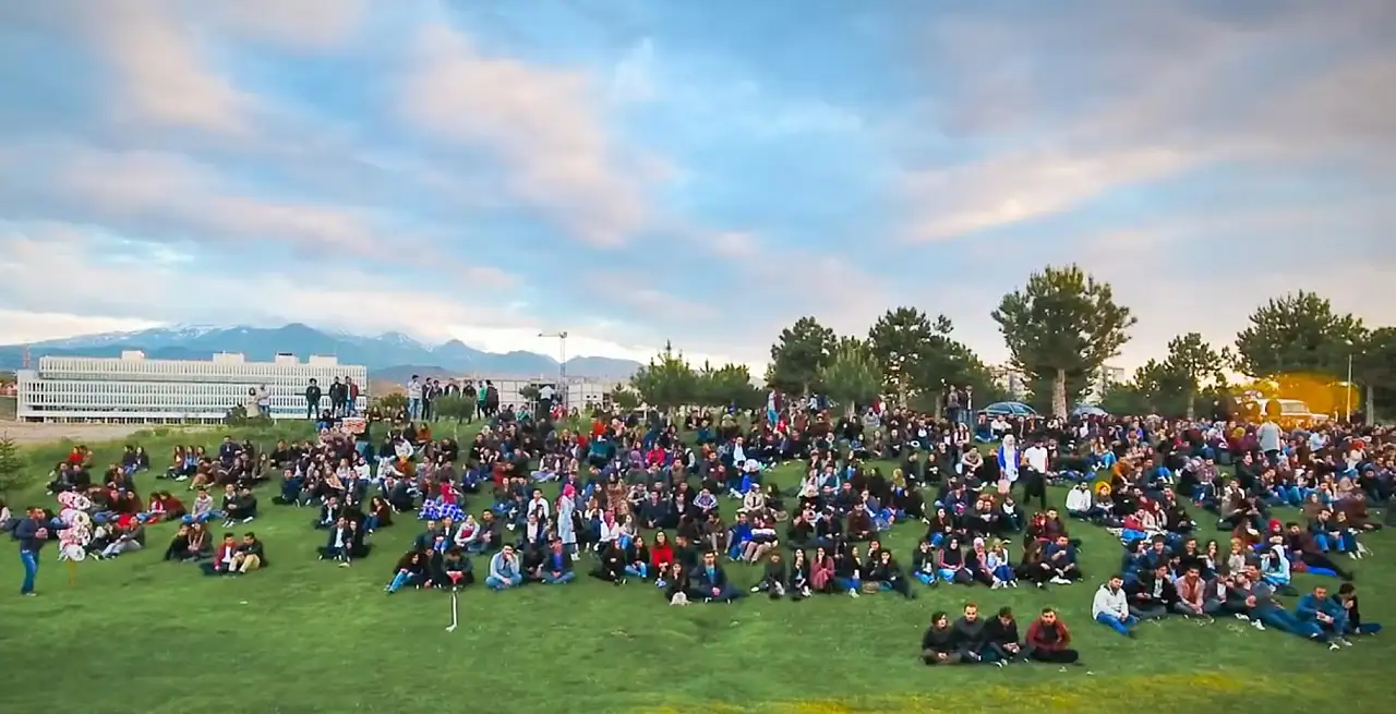 Erciyes Üniversitesinde öğrencilere kart dağıtılacak günler belli oldu