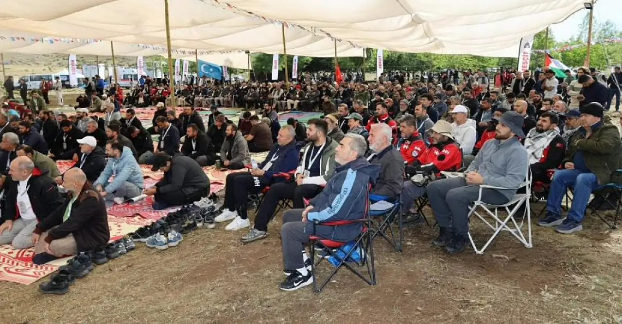 Türkiye'nin dört bir yanından geldiler, Yahyalı'da buluştular