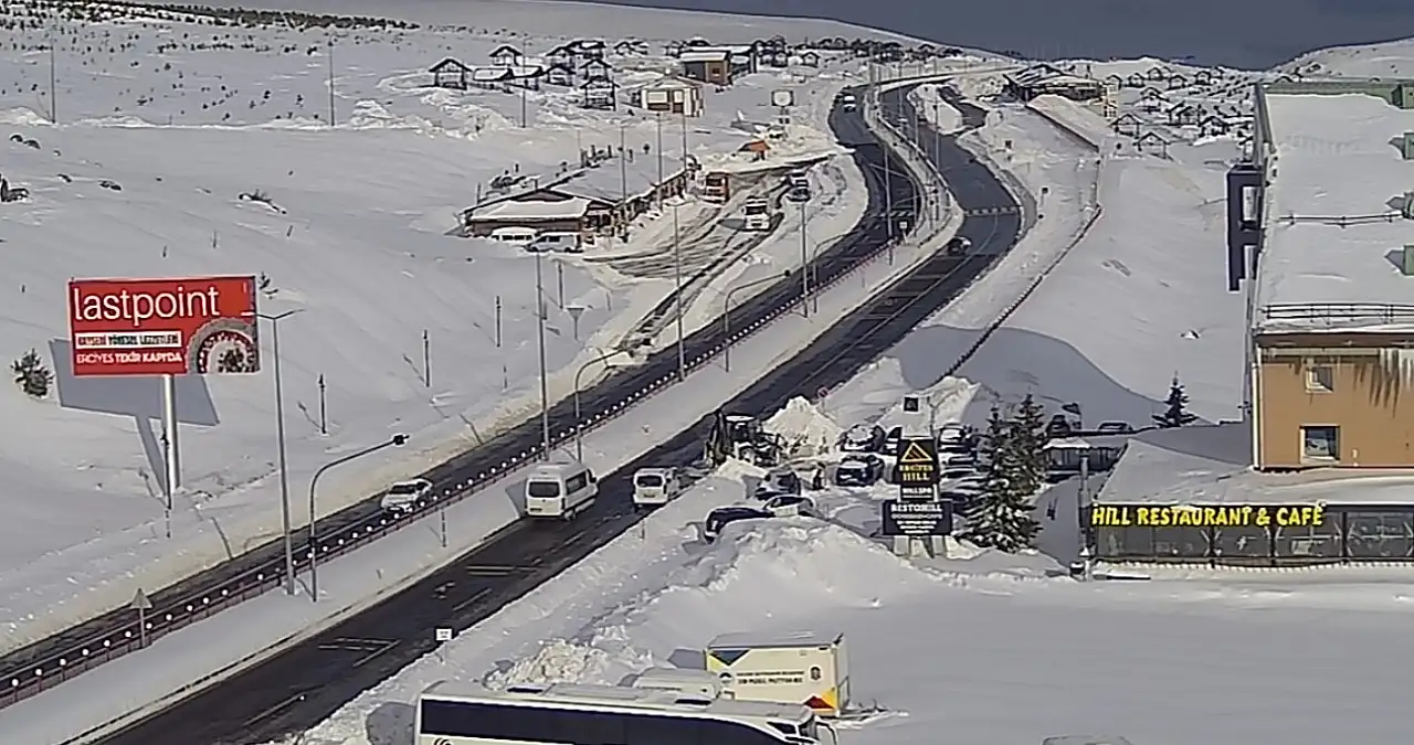 Kayseri'de işler tersine döndü! Merkezde var, Erciyes'te yok