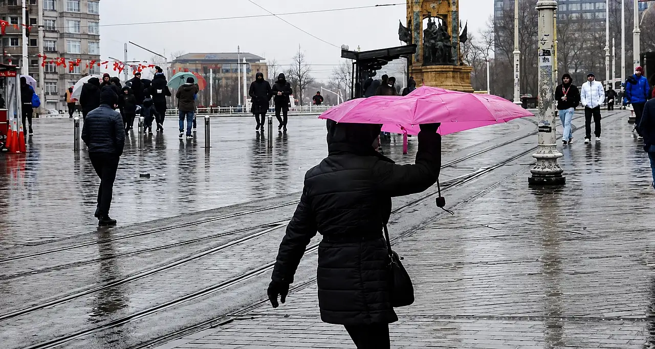 Meteorolojiden Kayseri'ye uyarı! Saatte 50km'yi bulacak