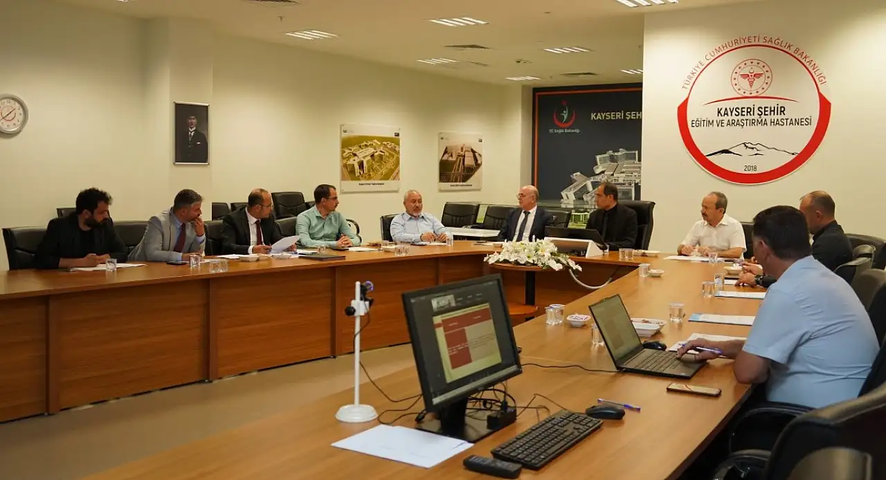 Kayseri Şehir Hastanesi'nde kritik toplantı: Tüm süreçler masaya yatırıldı