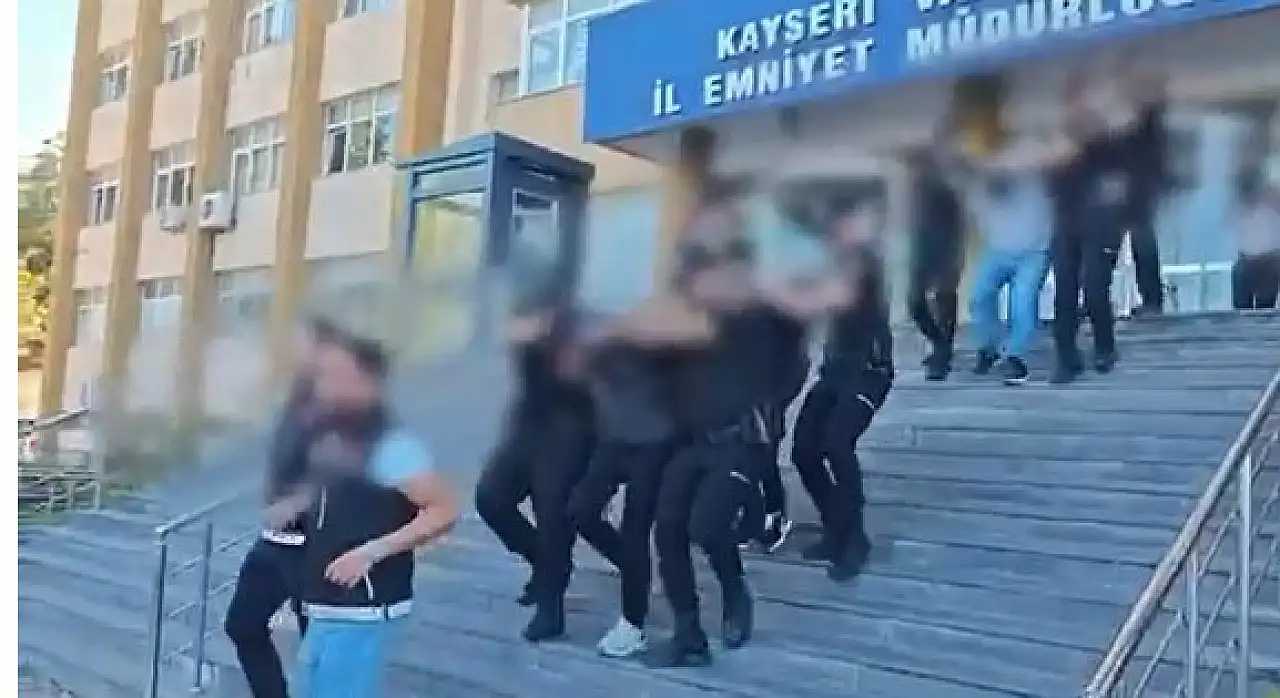 Havadan ve karadan kıskaç: Kayseri polisi torbacıların evini böyle bastı!